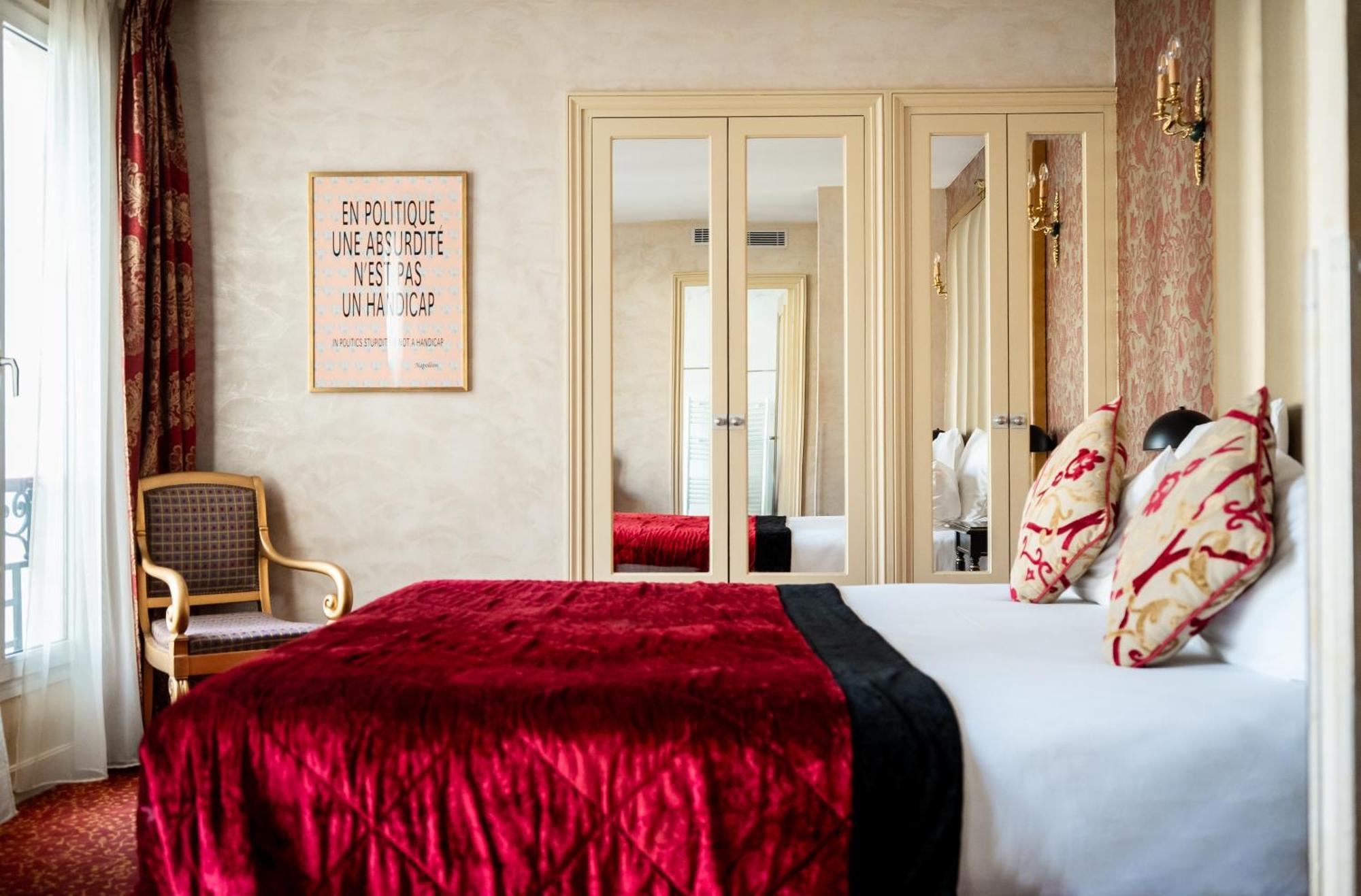 De L'empereur Hotel 3*